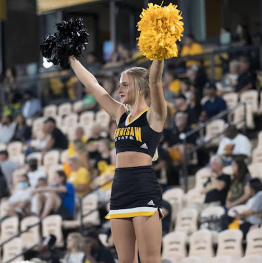 Meet your Posher, Kenzy